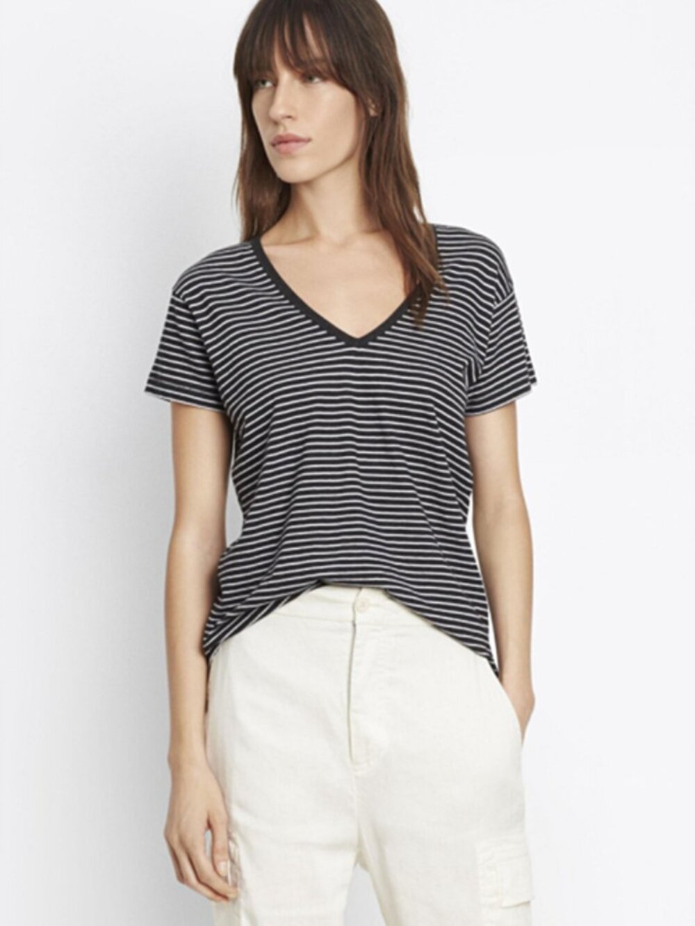 NWT $85 Vince Black Stripe V-Neck Relaxed T-Shirt Top SIZE XS
